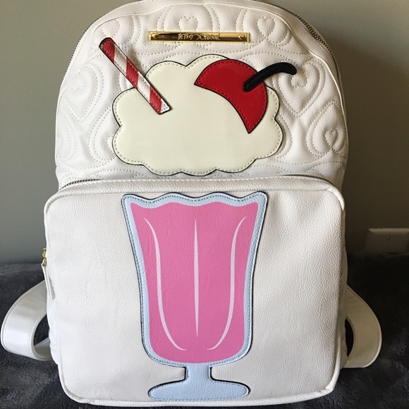 Betsey Johnson Handbags - ✨HP✨NWT Betsy Johnson ice cream soda backpack